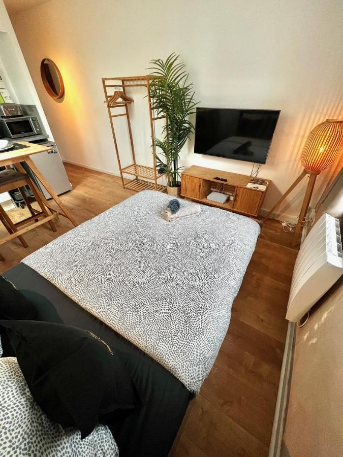 Studio Douillet Hypercentre 12 Min De Paris Enghien-les-Bains Bagian luar foto
